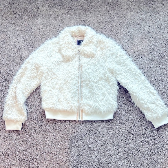 NWT Abercrombie & Fitch faux fur Jacket M - Picture 1 of 11
